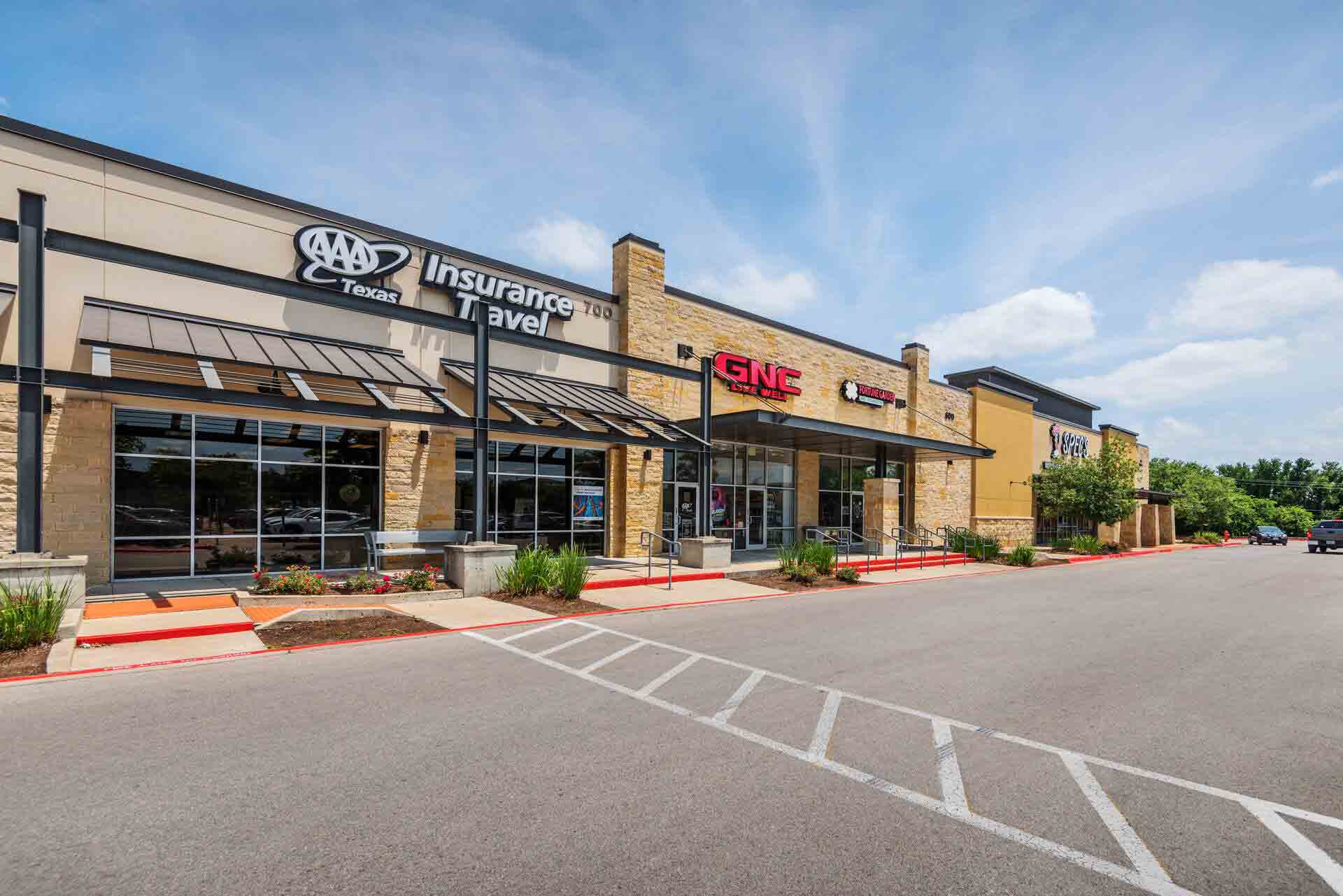 44703 3 University Oaks Shopping Center
