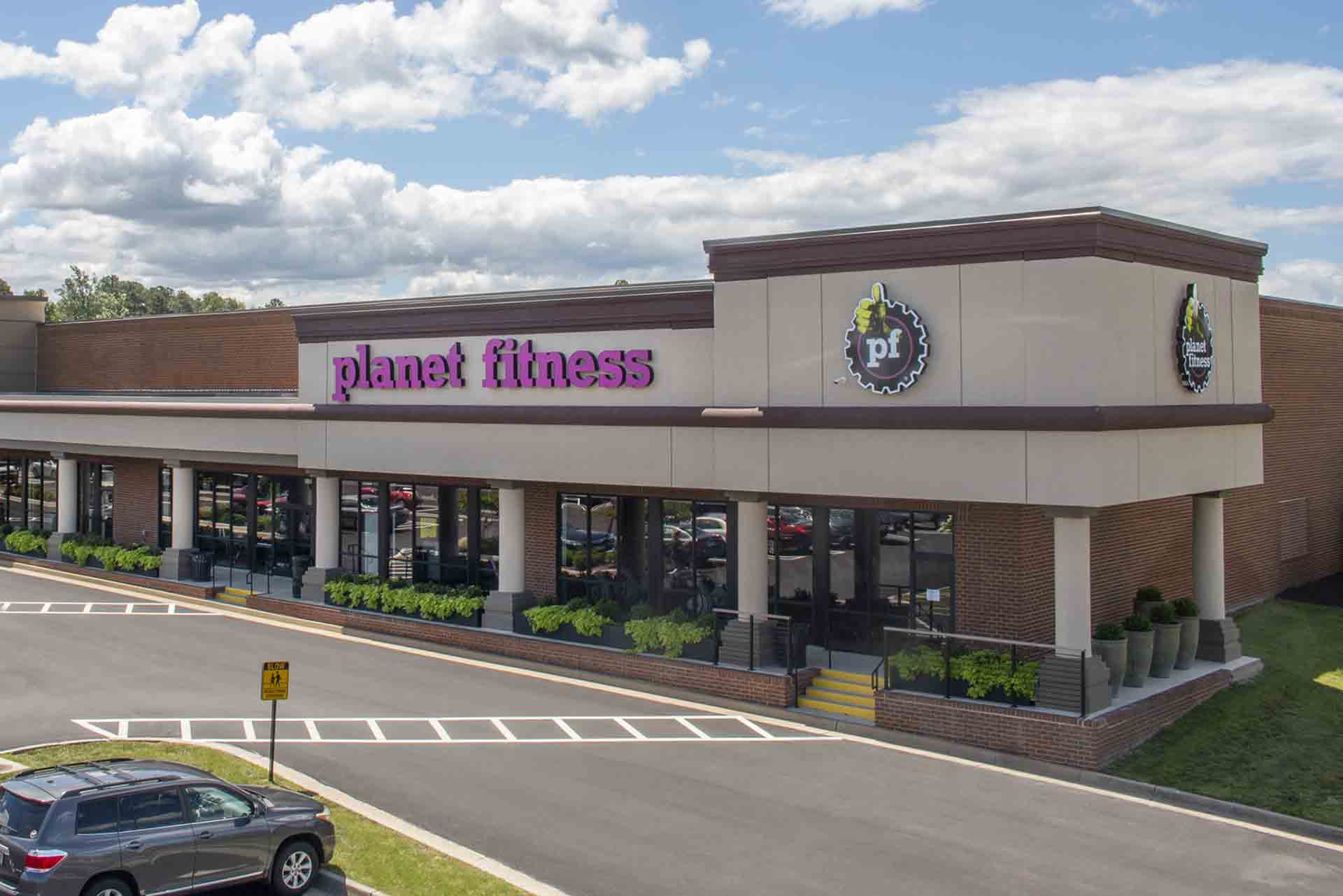 44737 3 Westpark Shopping Center