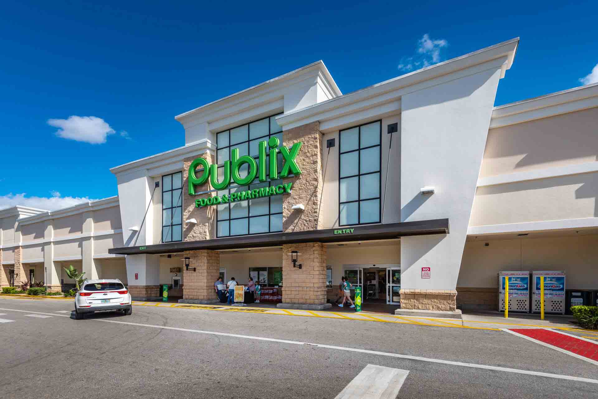44738 1 Rio Pinar Plaza 1
