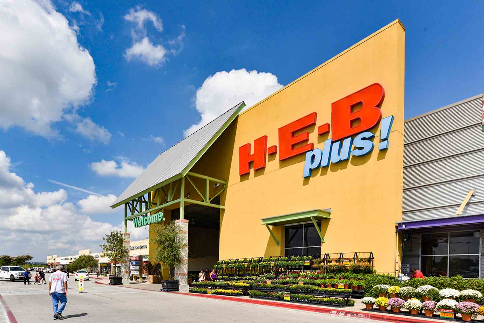 44757 1 Kyle Marketplace 1