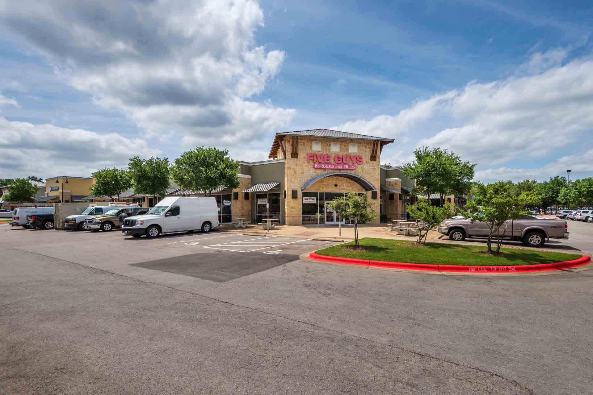 44776 4 Shops At Arbor Trails