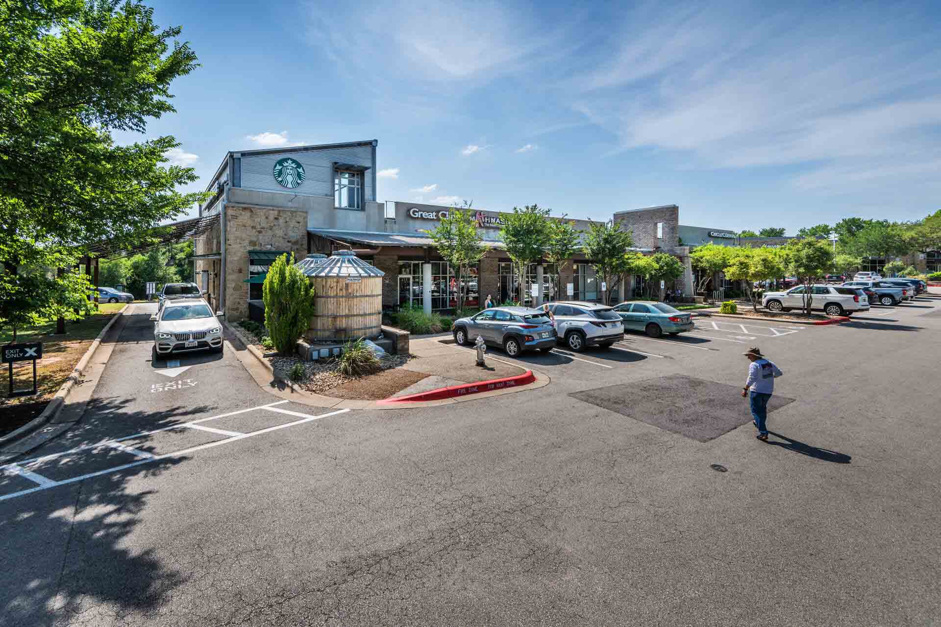 44777 2 Escarpment Village