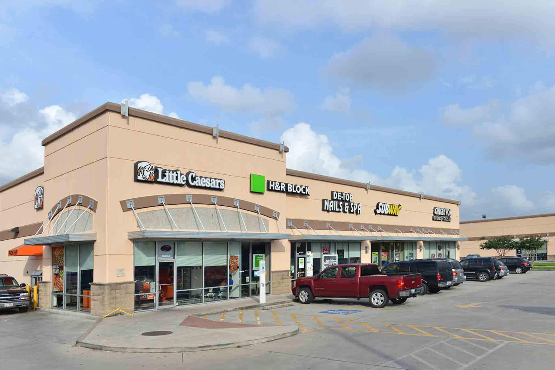 44783 3 Blackhawk Town Center
