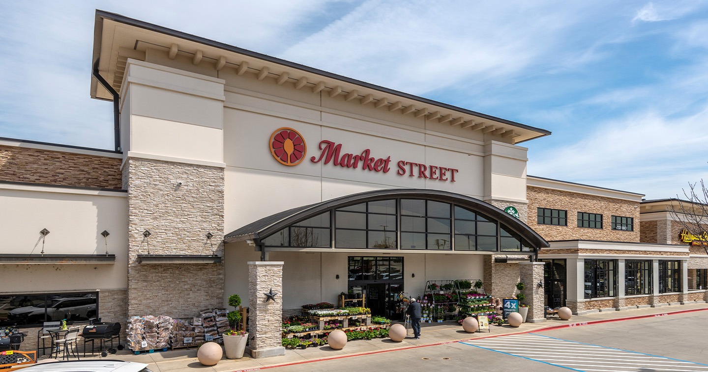 Riverwalk Market