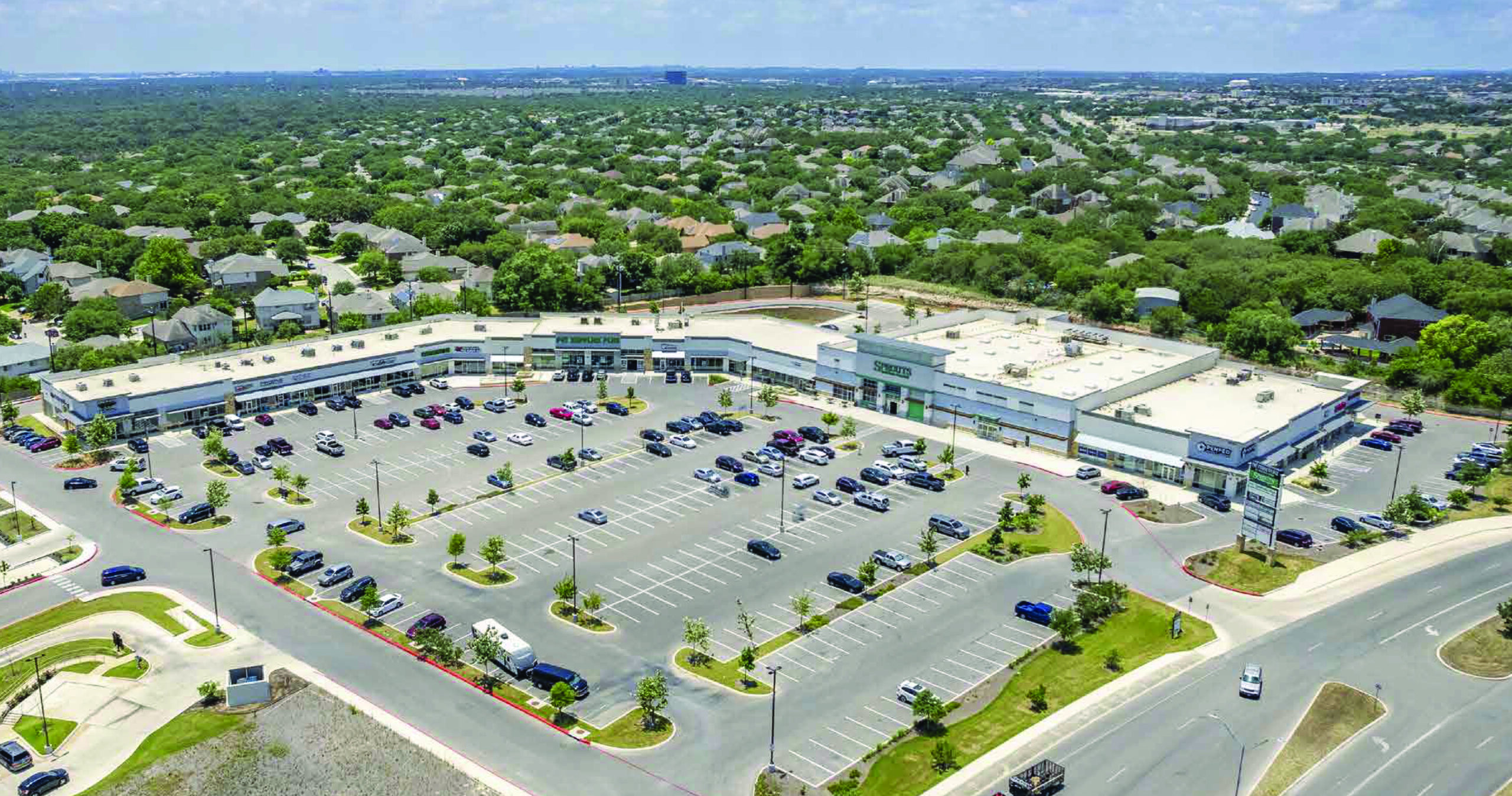 44805_1_Marketplace-at-Encino-Park